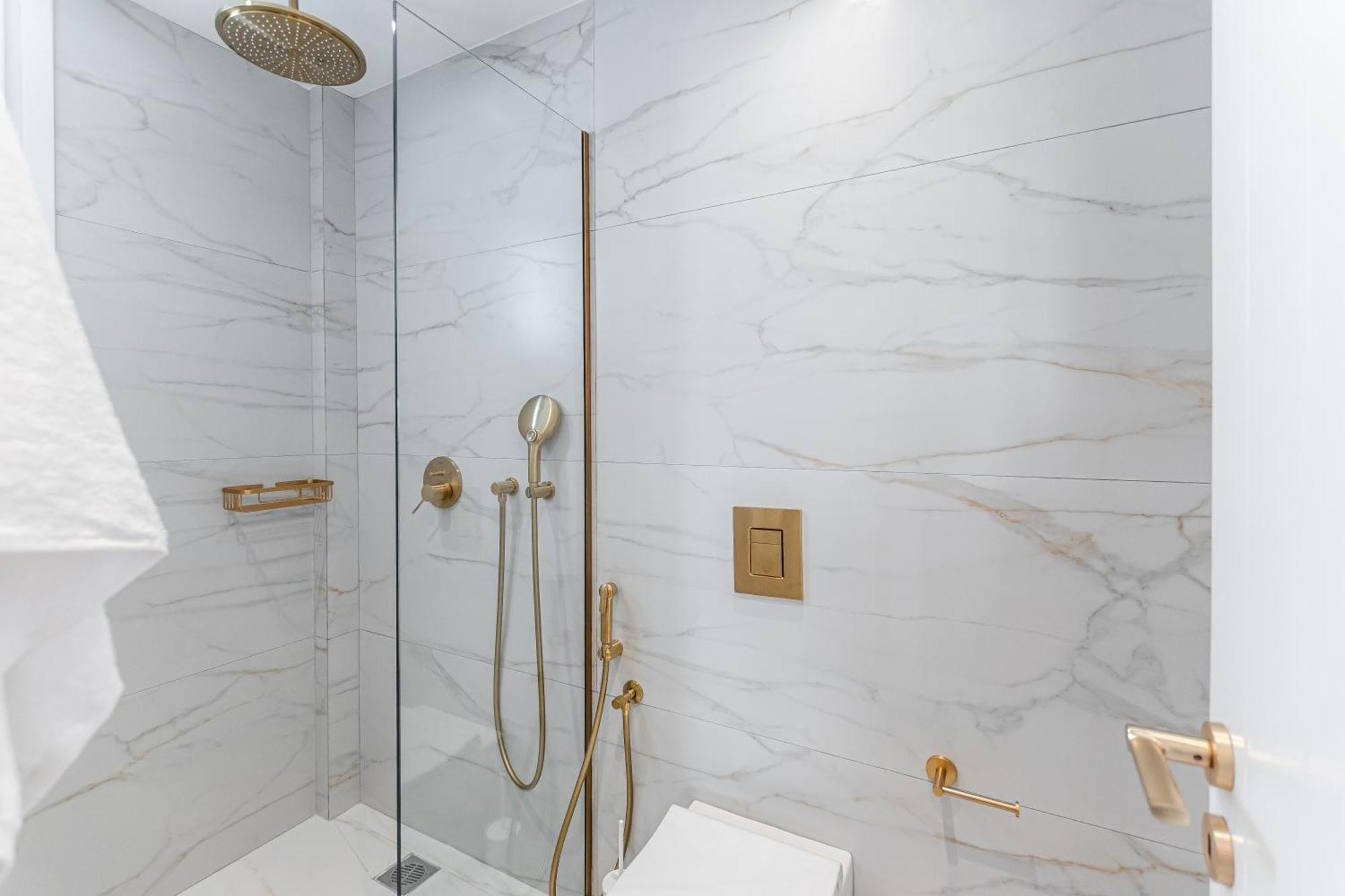 V Luxury Naxos Apartment *