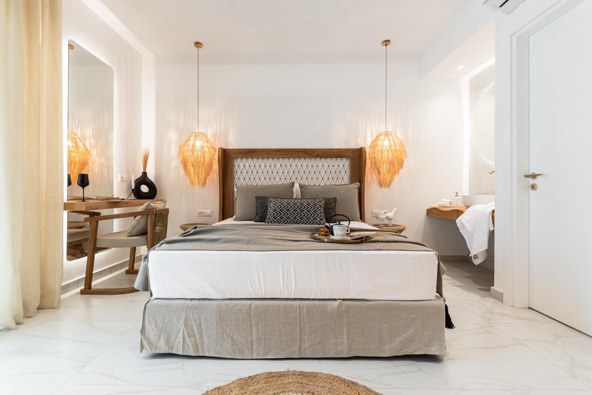 V Luxury Naxos Naxos City